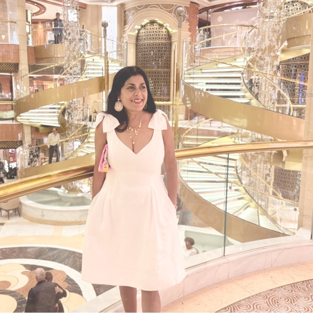 Meet your Posher, Toni